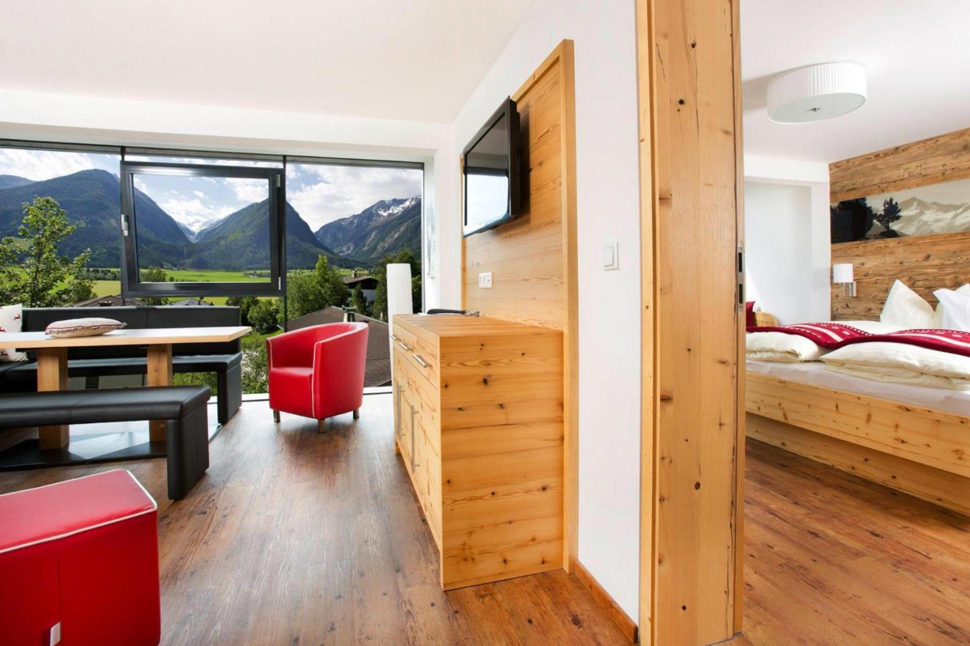 Apartment In Neukirchen With A Balcony Neukirchen am Großvenediger 외부 사진