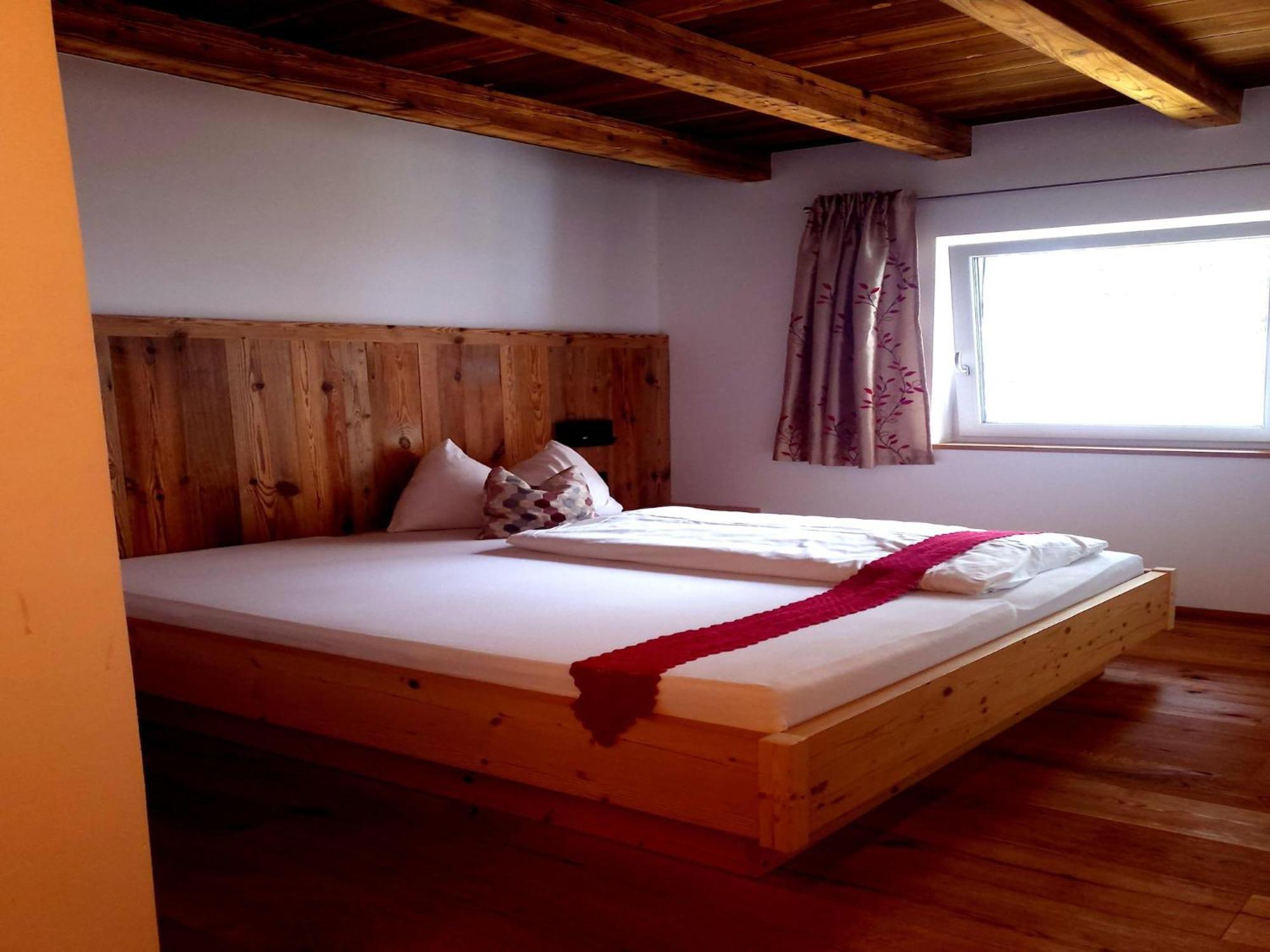 Apartment In Neukirchen With A Balcony Neukirchen am Großvenediger 외부 사진