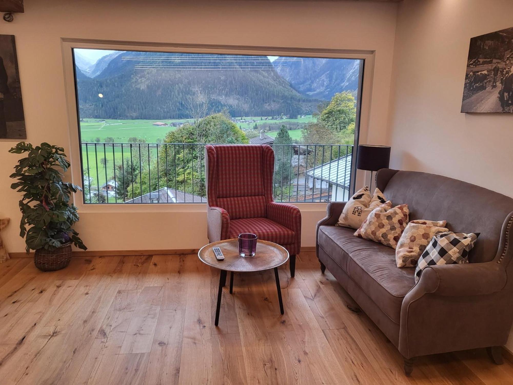 Apartment In Neukirchen With A Balcony Neukirchen am Großvenediger 외부 사진